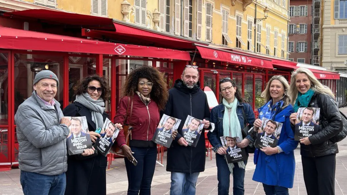 Tractage de la Majorité présidentielle du samedi 12 mars cours saleya, Nice